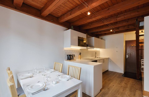 Chamonix City Centre Apartment | Cham Sud Balme302 Walk to Aiguille du Midi Duplex for 5, Chamonix, France