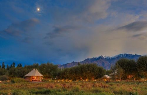Leh Hotel | Chamba Camp Thiksey
