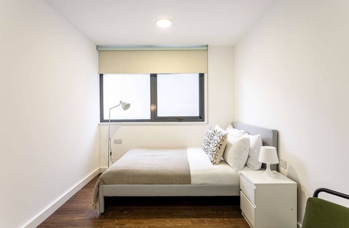 Tower Hill Apartment | Chamber Street Residences - Studio Apartment (2 persons)