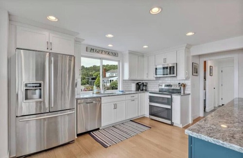University Place House | Chambers Bay Getaway
