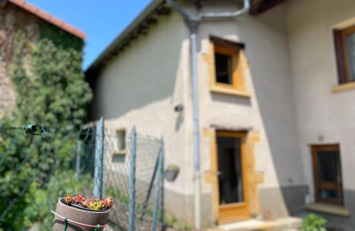 Les Echets House | Chambre à Châtillon