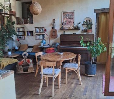 Saint-Mathieu House | chambre à la campagne
