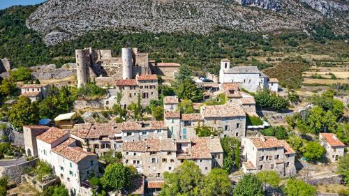 Bargeme Bed & Breakfast | chambre campagnarde