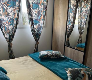 Grosley-sur-Risle House | Chambre chaleureuse