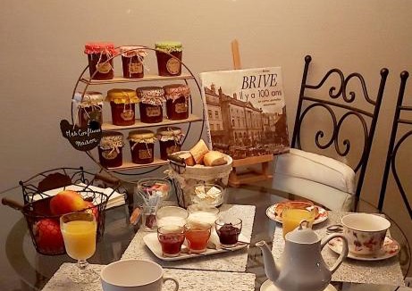 Brive-la-Gaillarde House | Chambre climatisée au cœur de brive avec téléviseur connecté wifi Netflix