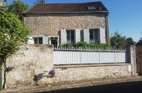 Mareil-sur-Mauldre Bed & Breakfast | Chambre D'hôtes La Lanterne