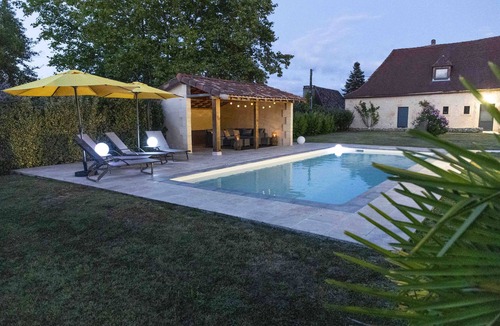 Lalinde Bed & Breakfast | Chambre D'hôte du Domaine des Deux Ânes, Dans un Calme Absolu