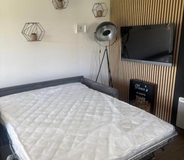 Amendeuix-Oneix Bed & Breakfast | Chambre d'Hôtes Arla Goxoki