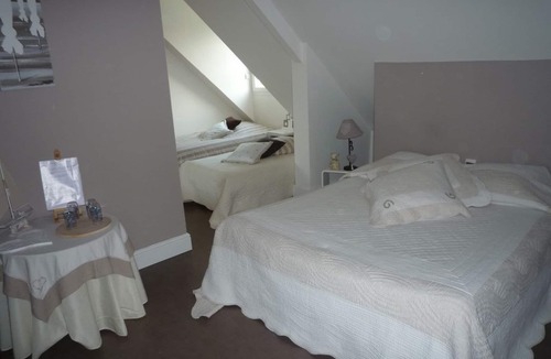Cucq Bed & Breakfast | Chambre d'Hôtes L'Imprevu