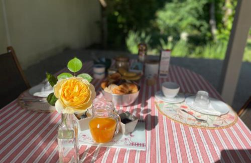 Feugarolles Bed & Breakfast | Chambre d'hôtes Lencouet