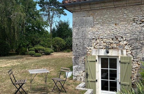 La Chapelle-Faucher Bed & Breakfast | Chambre d'hôtes bed and breakfast