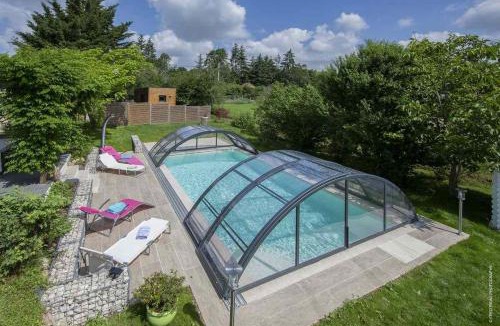 Monteaux Bed & Breakfast | CHAMBRE D'HOTES AVEC VENTILATEUR AU PLAFOND piscine chauffée et couverte, SPA, sauna