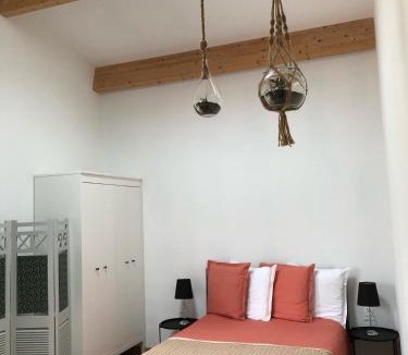 Bourcefranc-le-Chapus Bed & Breakfast | Chambre De Lucie
