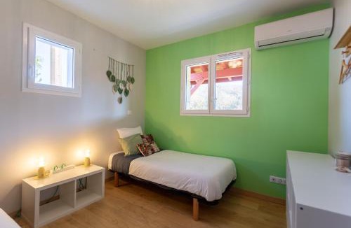 Aroue-Ithorots-Olhaiby Bed & Breakfast | Chambre - Dorine