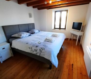 Borne House | Chambre et Table d’Hôtes du Terroir