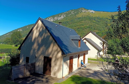 Campan House | Chambre et Table d'Hôtes