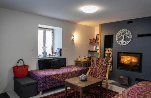 Baignes Bed & Breakfast | Chambre nature table d'hôte avec jardin à la campagne le nid qui danse vers Vesoul de 1 à 3 personnes