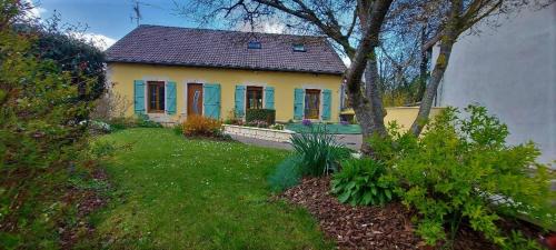 Euville Bed & Breakfast | Chambre paisible climatisée-Petit déjeuner inclus