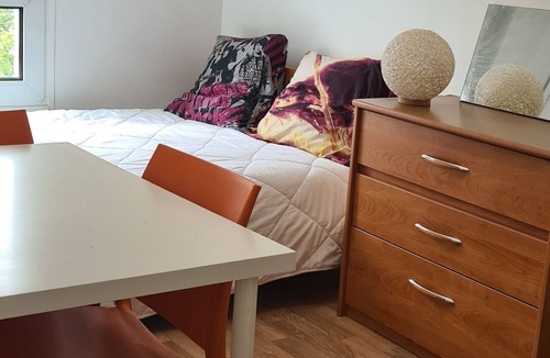 Guyancourt Bed & Breakfast | Chambre Pour JO 15min du Velodrome, Golf National, Versailles. 30min de Paris