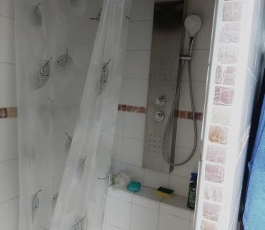 Sallanches House | Chambre privee