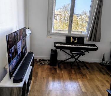 Les Poulettes House | Chambre spacieuse TV Oled, proche Tête d'or