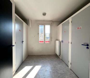 Dol-de-Bretagne Bed & Breakfast | Chambre studio centre ville Dol de Bretagne
