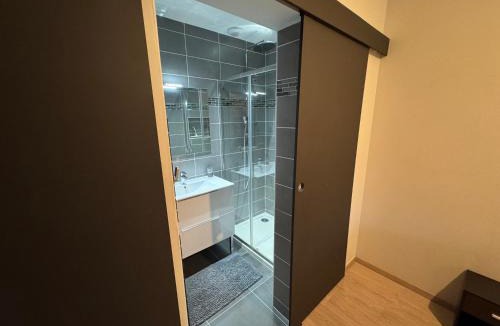 Montauban House | Chambre Thea