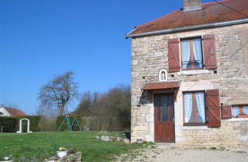 Melin Bed & Breakfast | Chambres Confortables avec Petit Déjeuner Inclus et Salon de Jardin - FR-1-583-284