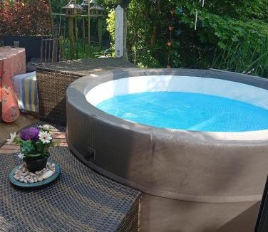 Saint-Pierre-de-Mailloc Bed & Breakfast | chambres d'hôtes naturistes de la moque souris