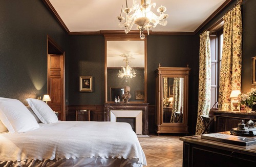 Le Pian-Medoc Bed & Breakfast | Chambres D'hôtes Dans un Château Exceptionnel du Xvie au Cœur de la Nature