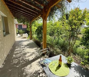 Beynost Bed & Breakfast | Chambres d'hôtes Grange Debout