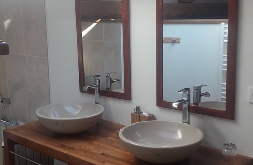 Denice Bed & Breakfast | Chambres d'hôtes Le Calme
