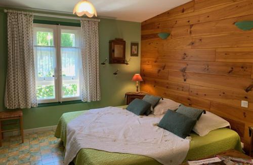 Venasque Bed & Breakfast | Chambres d'hôtes "Le Colombier"