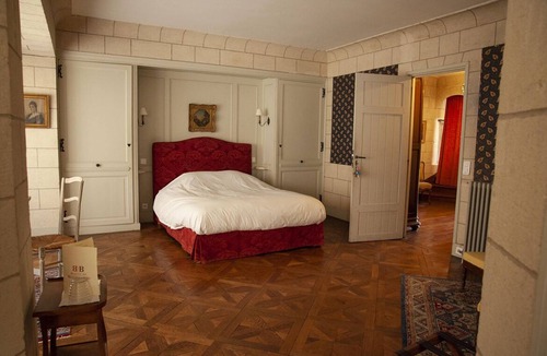 Les Chapelles-Bourbon Bed & Breakfast | Chambres d'Hôtes Le Manoir de Beaumarchais