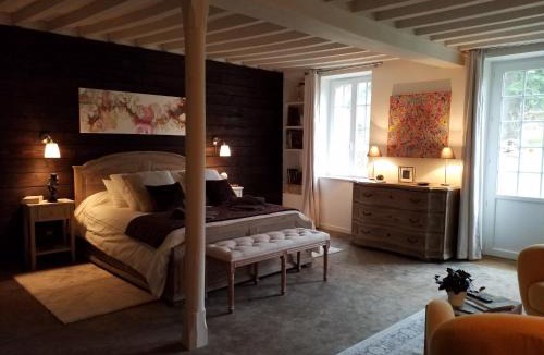 Sainte-Gemme-en-Sancerrois Bed & Breakfast | Chambres d'hotes - Le Clos Des Sorcières