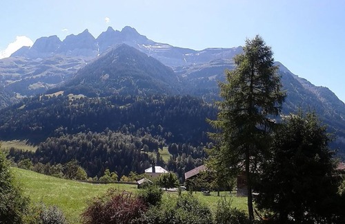 Champery Apartment | Champéry (CH) winter/summer, confort apart. 4-5p. in wooden chalet, superb view!