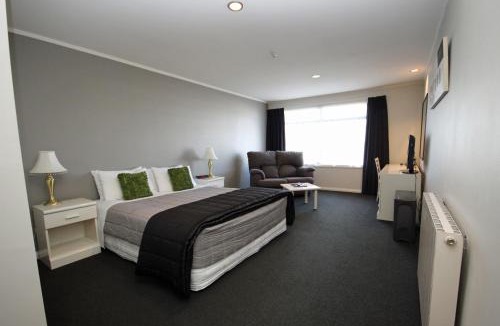 Lower Hutt Hotel | Champers Motor Inn