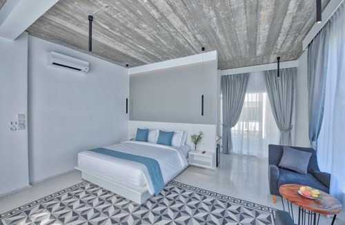 Mittakpheap Hotel | Chan Boutique