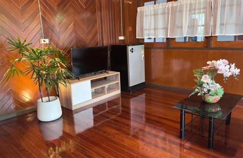Chom Thong House | Chan Klong No8 Homestay - บ้านชานคลองหมายเลข8