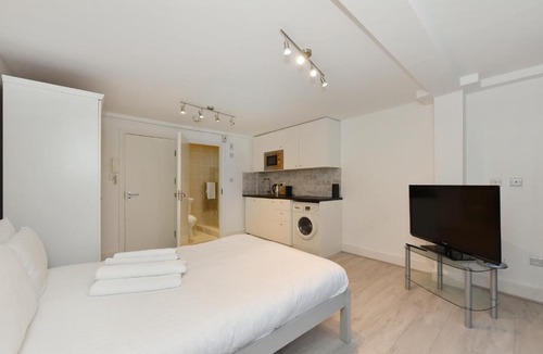 Farringdon Apartment | Chancery Lane Studios
