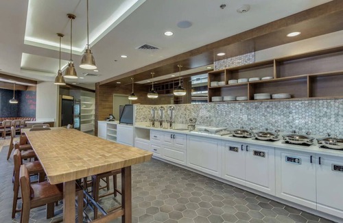 Chandler Hotel | Chandler Retreat: Pool, Comfort & Easy Access to Shops & Adventure l 2 Rooms