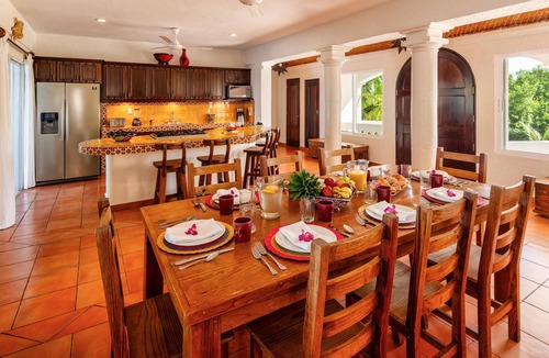 Costa Maya Villa | Chango Villa - Ocean Front - Private Beach - 7 Bedrooms - Scuba Diving