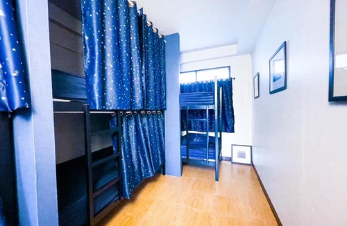 Chana Songkhram Hotel | Changsiam Coffee&Hostel