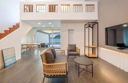 Tagu House | Changwon 055 Poolvilla