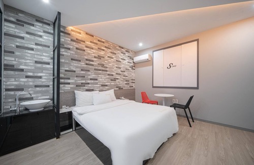 Buk-myeon Hotel | Changwon Buk-myeon Some