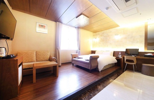 Buk-myeon Hotel | Changwon Bukmyeon Nouage Cullinan