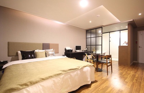 Jinhae Hotel | Changwon Jinhae 385c