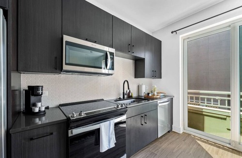 Channel District Apartment | Channelside: Workers Paradise| Near Everything