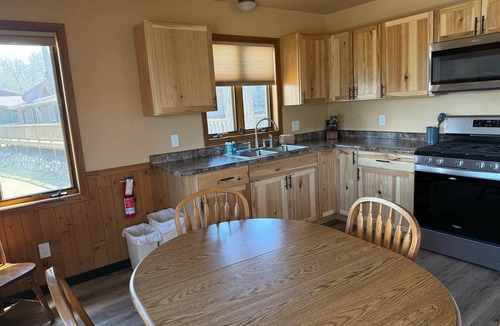 Eagle River Villa | Chanticleer Inn Villa 8