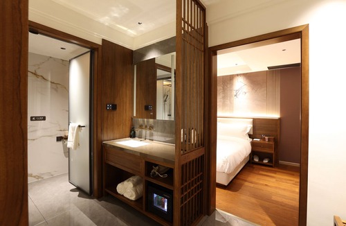 Chengdu City Centre Hotel | ChanYin Hotel